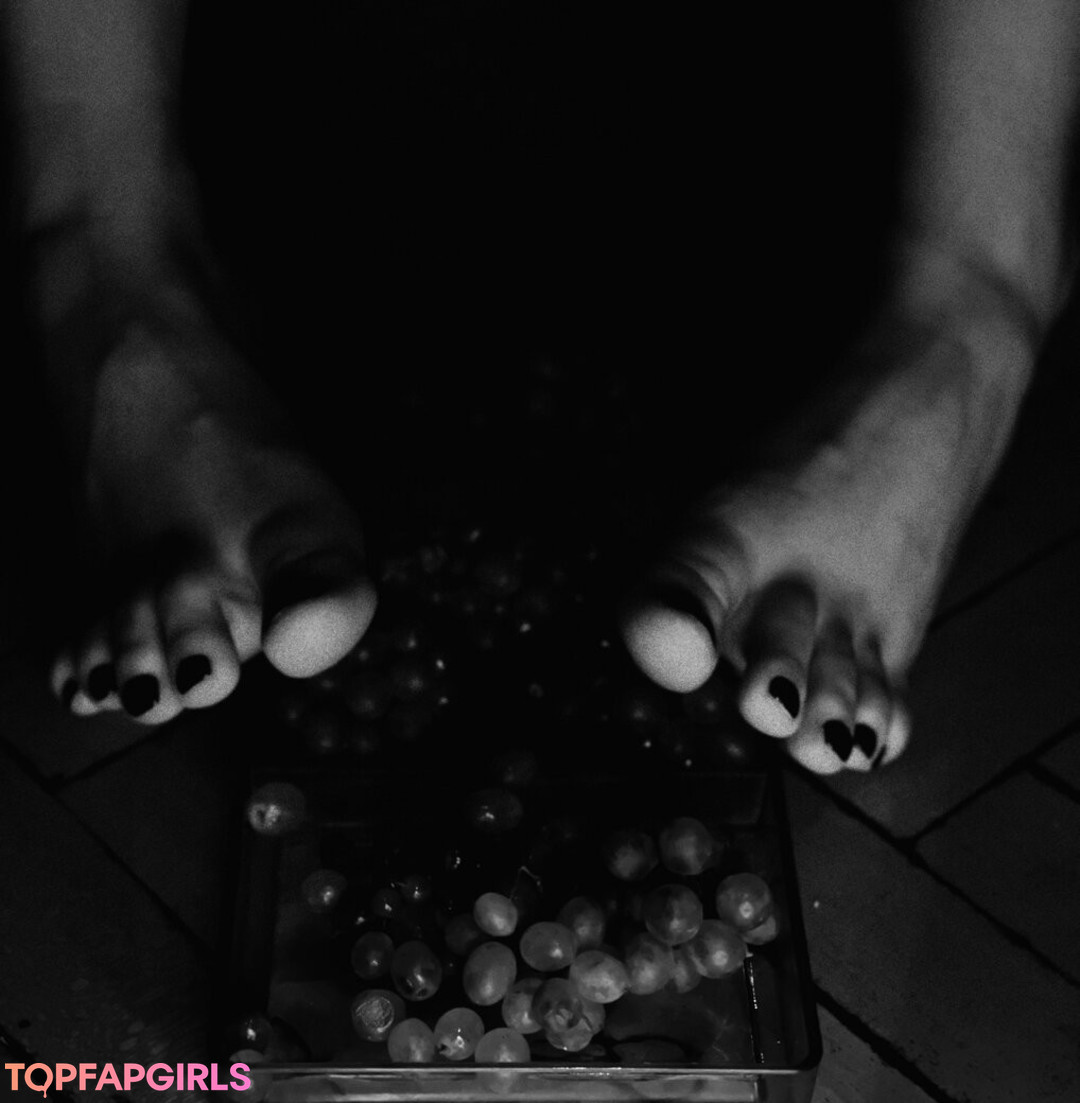 Naakte gelekte OnlyFans-foto van Lera Lera #1056