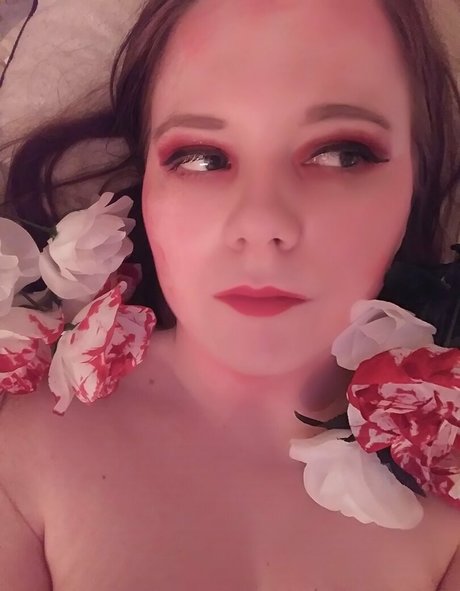 Naakte gelekte OnlyFans-foto van Sweetlillie