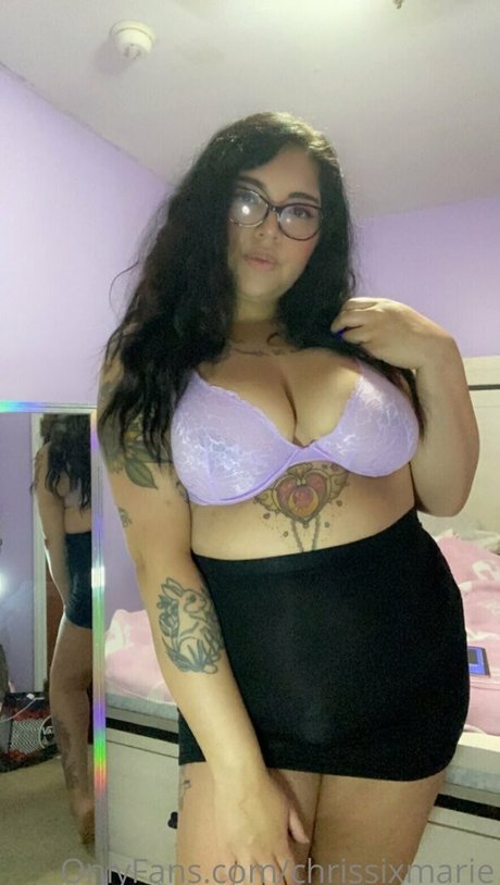 Naakte gelekte OnlyFans-foto van Chrissixmarie