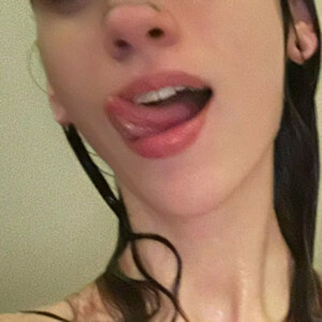 Naakte gelekte OnlyFans-foto van Kami0124