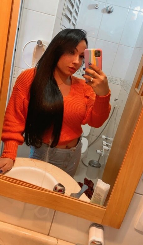 Rafaella Mendez