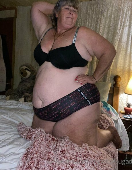 Naakte gelekte OnlyFans-foto van Mysticalsugar