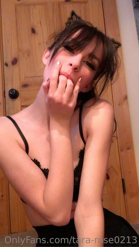 Naakte gelekte OnlyFans-foto van Tararose0213