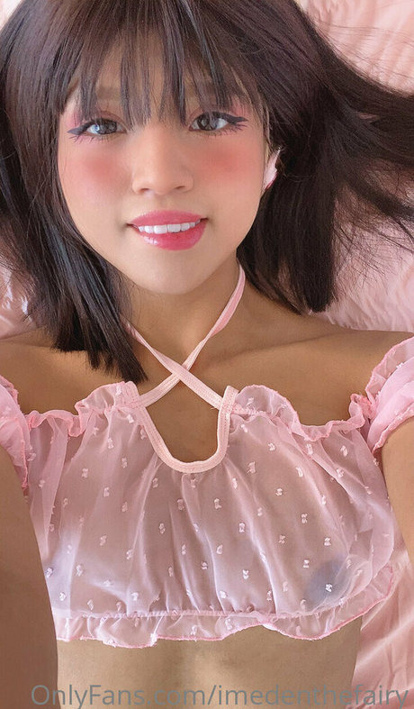 Naakte gelekte OnlyFans-foto van Imedenthefairy