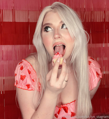 Naakte gelekte OnlyFans-foto van Kaylynstagram