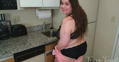 Naakte gelekte OnlyFans-foto van Tessajulietfree