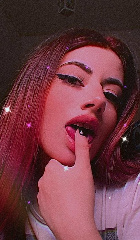 Naakte gelekte OnlyFans-foto van Yourgirlfriendval