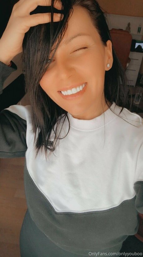 Naakte gelekte OnlyFans-foto van Yourteacher01