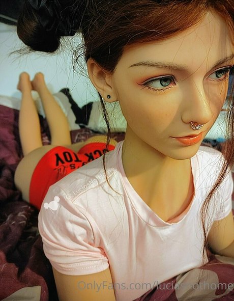 Naakte gelekte OnlyFans-foto van Luciasnothome