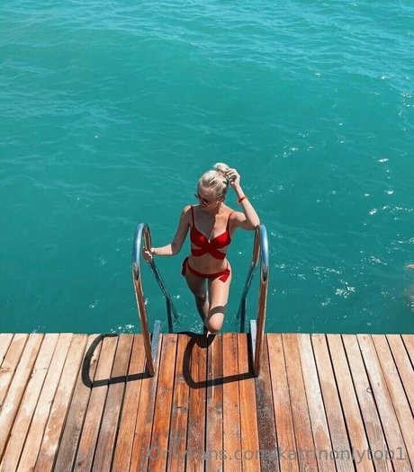 Naakte gelekte OnlyFans-foto van Katrinonlytop1