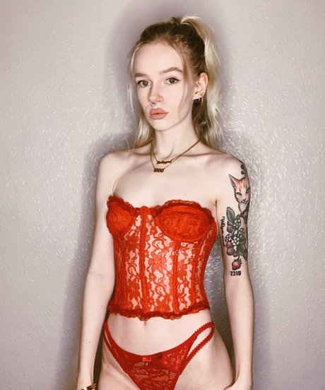 Naakte gelekte OnlyFans-foto van Queengem