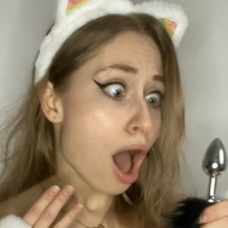Naakte gelekte OnlyFans-foto van Skyaboveme