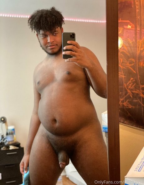 Naakte gelekte OnlyFans-foto van Beefish