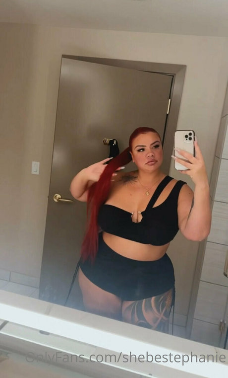 Naakte gelekte OnlyFans-foto van Shebestephanie