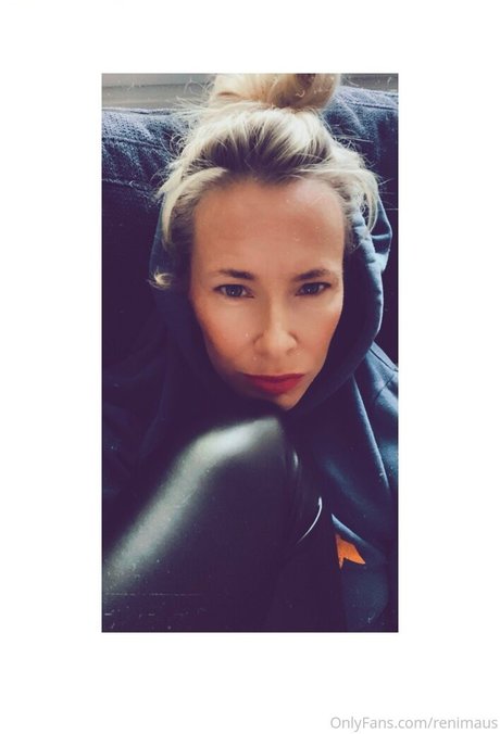 Naakte gelekte OnlyFans-foto van Loveislove01