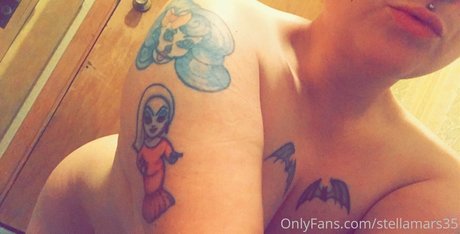 Naakte gelekte OnlyFans-foto van Stellamars35