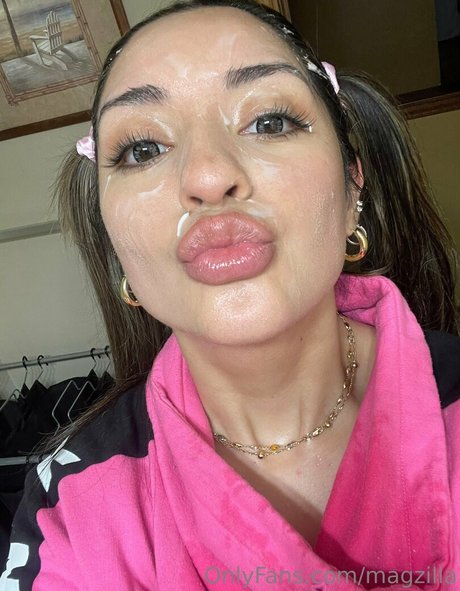 Naakte gelekte OnlyFans-foto van Magzilla Magzillac
