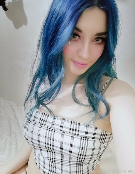 Naakte gelekte OnlyFans-foto van Alleingrrrl