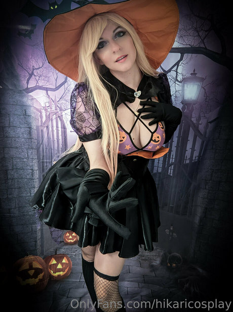 Naakte gelekte OnlyFans-foto van Hikaricosplay