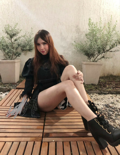 Naakte gelekte OnlyFans-foto van Kalimaraa