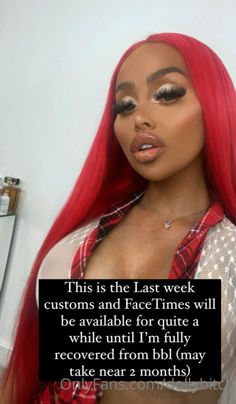 Naakte gelekte OnlyFans-foto van Dollybitch