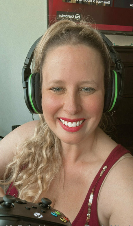Naakte gelekte OnlyFans-foto van Myrubylipspaid