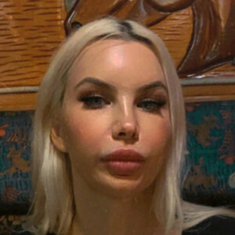 Simoniliciousxxx