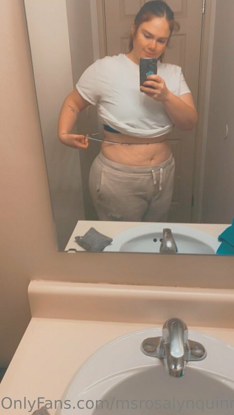 Naakte gelekte OnlyFans-foto van Msrosalynquinn555