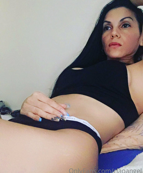 Naakte gelekte OnlyFans-foto van Claoangel