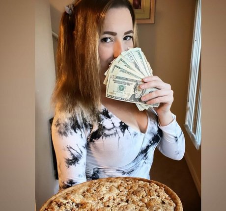 Naakte gelekte OnlyFans-foto van Krisea Marina