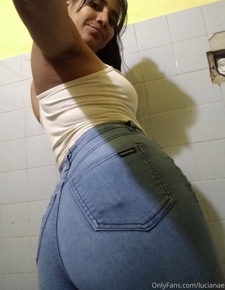 Naakte gelekte OnlyFans-foto van Gggloria