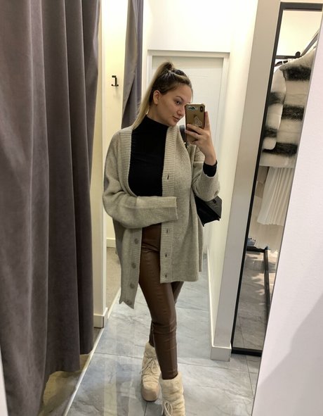 Naakte gelekte OnlyFans-foto van Xxkityxx