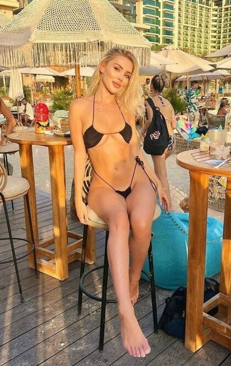 Naakte gelekte OnlyFans-foto van Jacklyntiger