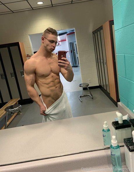 Naakte gelekte OnlyFans-foto van Creamygorilla
