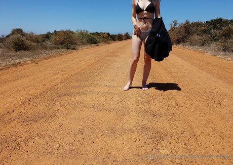 Naakte gelekte OnlyFans-foto van Spicyramengirl