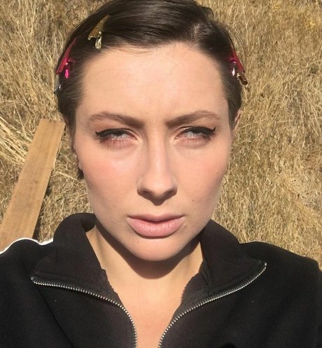 Naakte gelekte OnlyFans-foto van Sliceofsalami