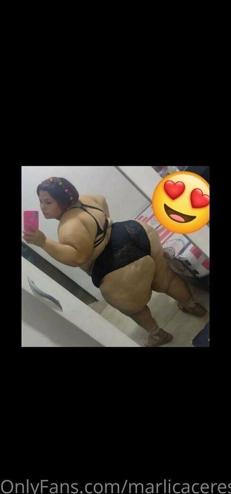 Naakte gelekte OnlyFans-foto van Marlicaceres