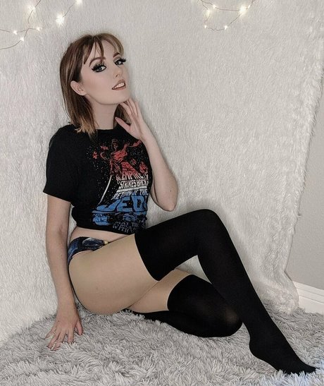 Naakte gelekte OnlyFans-foto van Stacycosplays