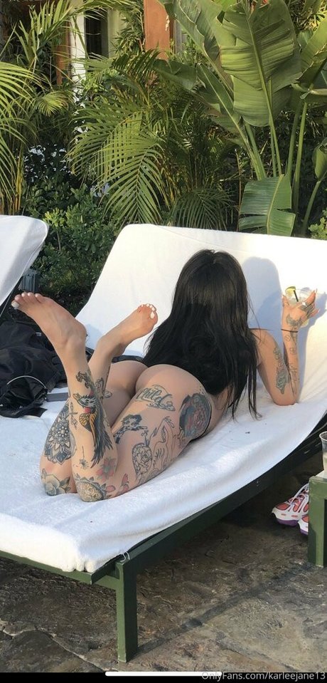 Naakte gelekte OnlyFans-foto van Karleejane13