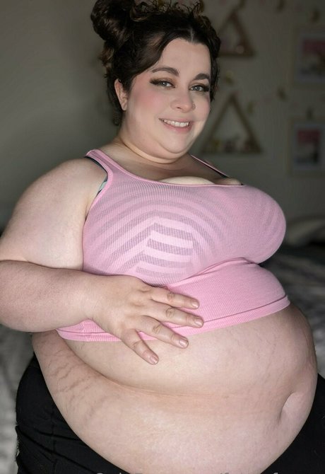 Naakte gelekte OnlyFans-foto van Fatterforme