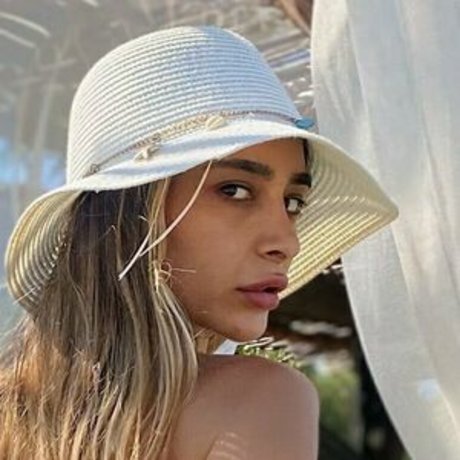Naakte gelekte OnlyFans-foto van Psycnicall