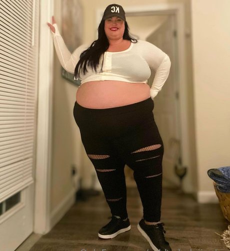 Ssbbwladyjiggles