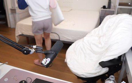 Naakte gelekte OnlyFans-foto van Lolnatsumiii