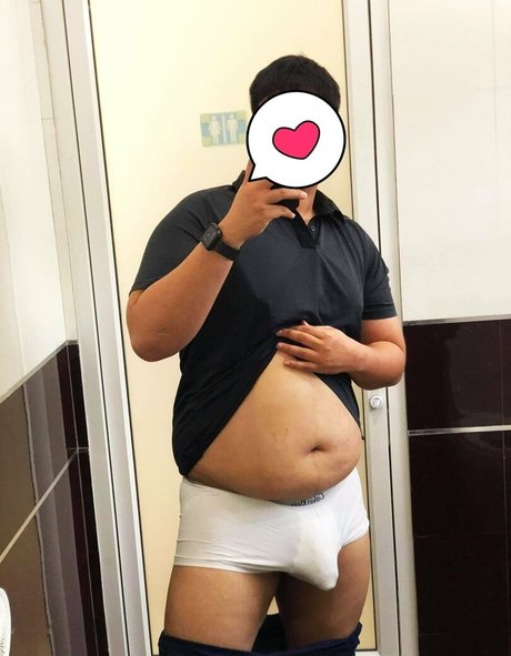 Naakte gelekte OnlyFans-foto van Wnp55535995