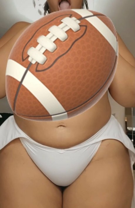Naakte gelekte OnlyFans-foto van Realdiamonddoll