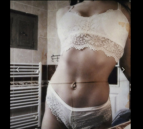 Naakte gelekte OnlyFans-foto van Lilithlilian