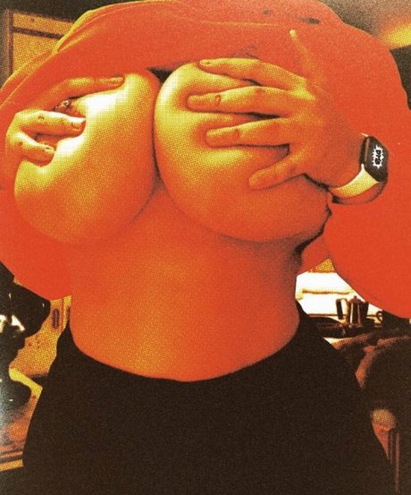 Naakte gelekte OnlyFans-foto van Teeee