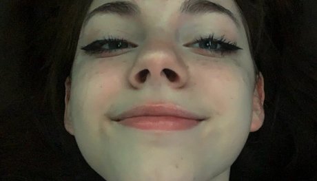 Naakte gelekte OnlyFans-foto van Rosiemxx
