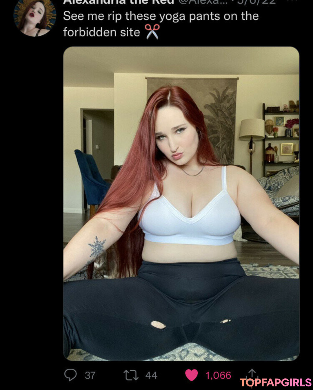 Naakte gelekte OnlyFans-foto van Alexandria The Red #1397