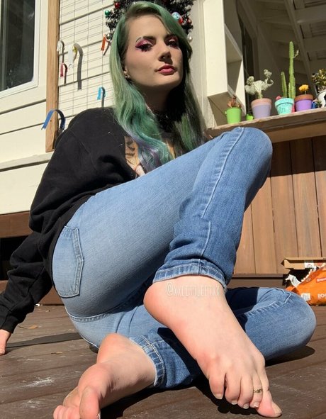 Xxlittlefootxx1